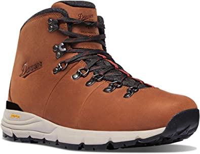 danner hiking boots: Danner Men's Mountain 600 4.5
